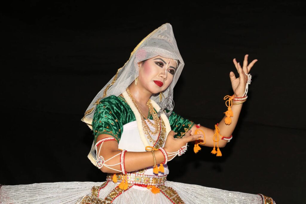 मणिपुर की जातीय संघर्ष :अस्तित्व की लड़ाई 28 मणिपुर की जातीय संघर्ष :अस्तित्व की लड़ाई